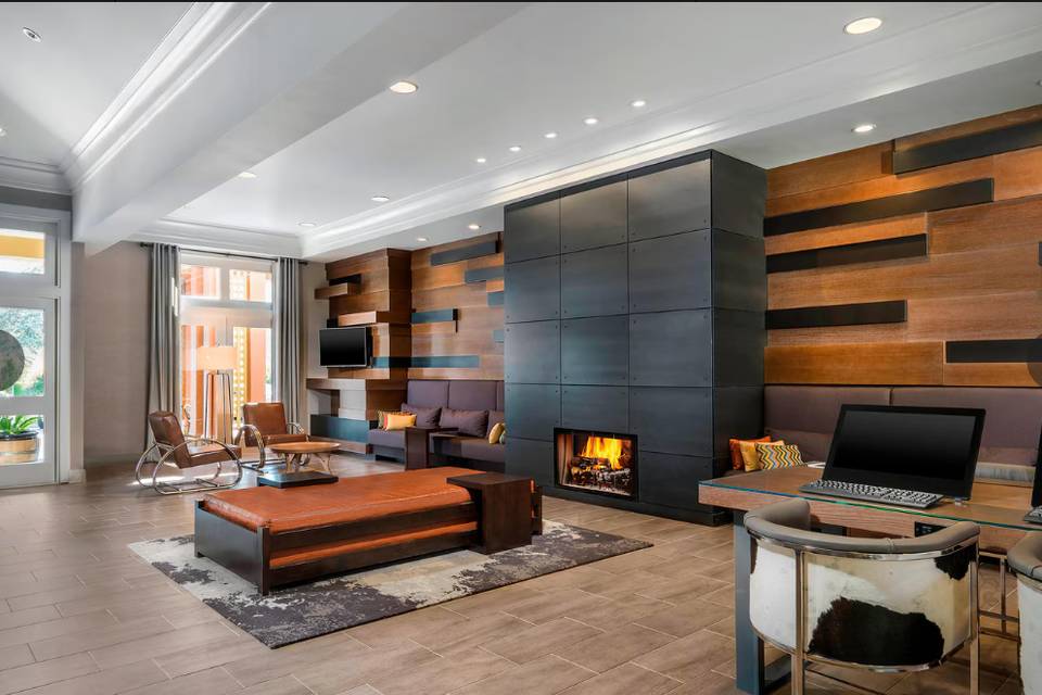 Marin Hilltop Hotel