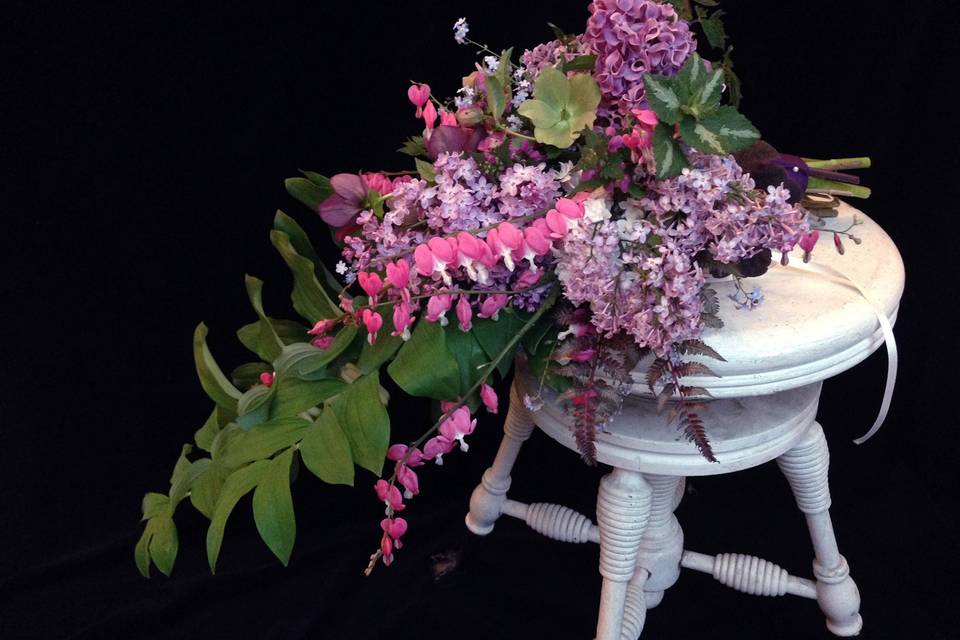 Spring lilac bridal bouquet