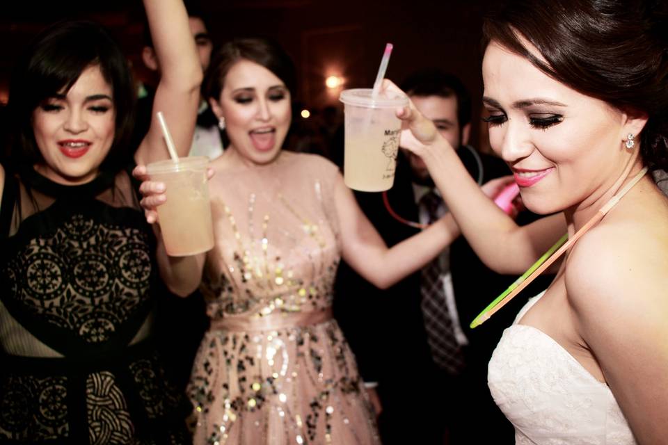 Larissa Garza Photography