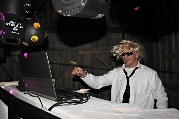 Partying DJ
