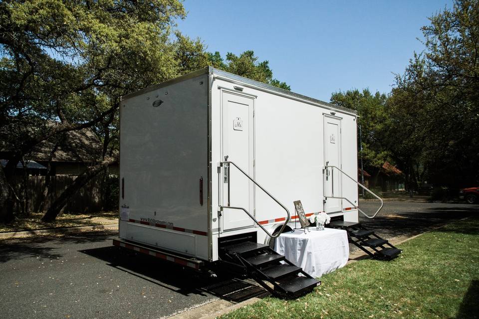 Fancy Flush- Upscale Mobile Restroom Trailers