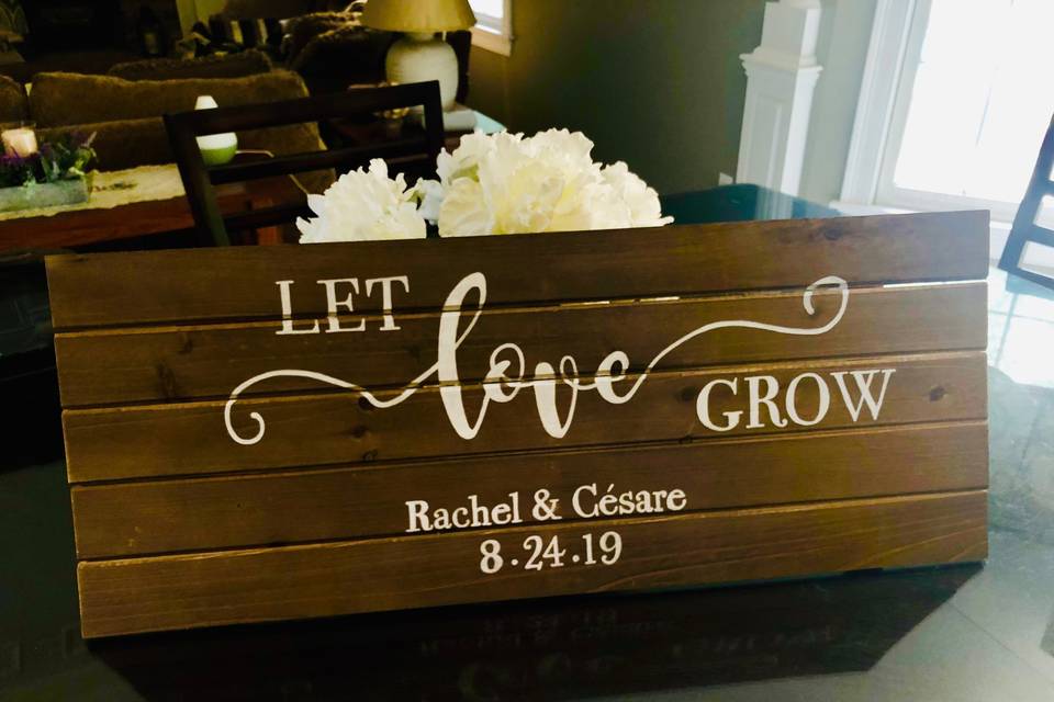 Rustic wedding sign