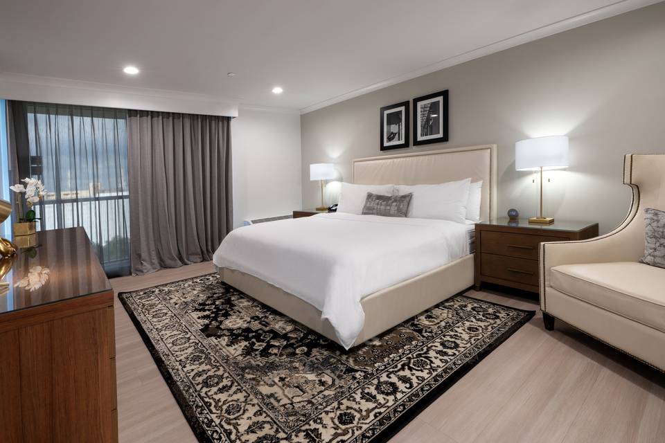 1 Bedroom Suite Bedroom