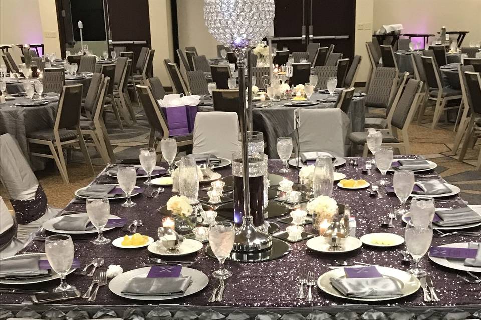 Head Table w/ Silver Theme