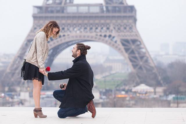 Experience Paris