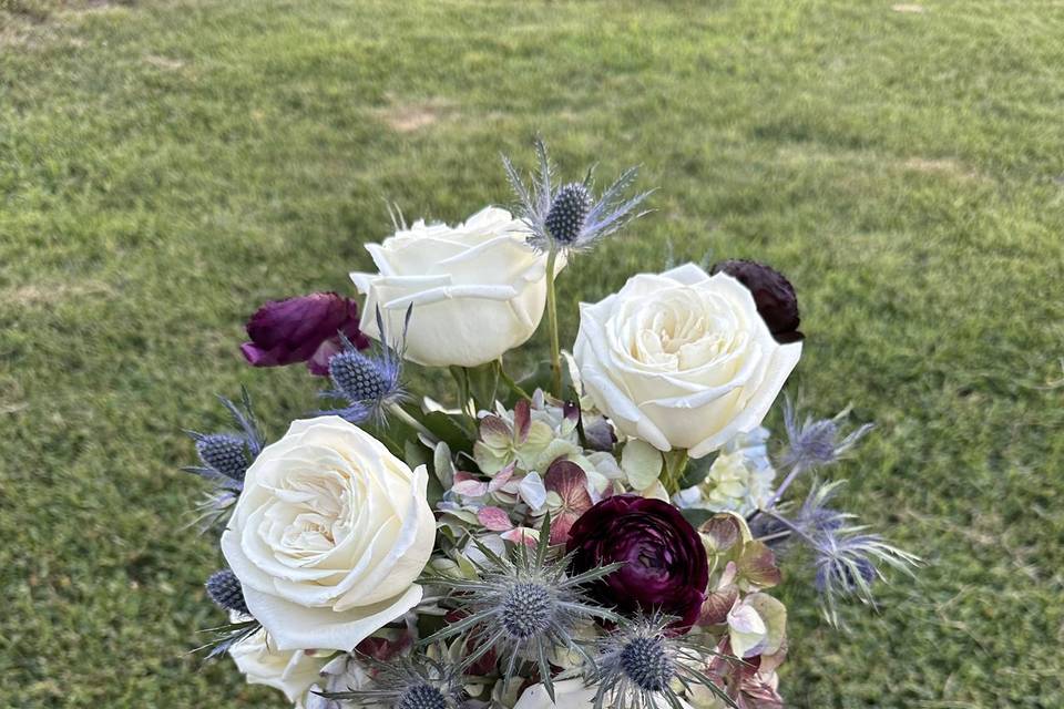 Arrangement small