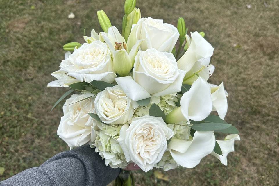 Bridal bouq medium