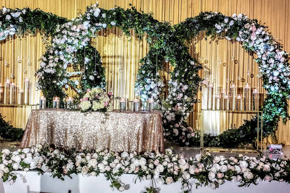 Reception head table decor