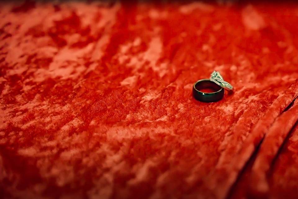 Ring close-ups.