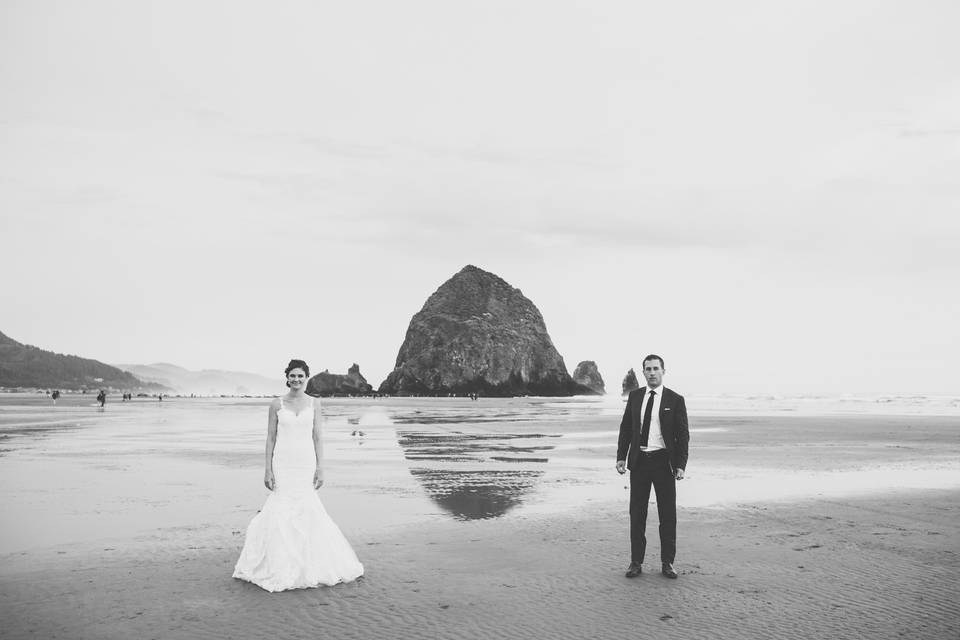 We provide planning and on-site coordination for weddings in Cannon Beach and all along the Oregon coast!