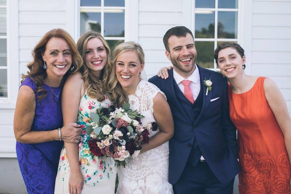 Couple with bridesmaids