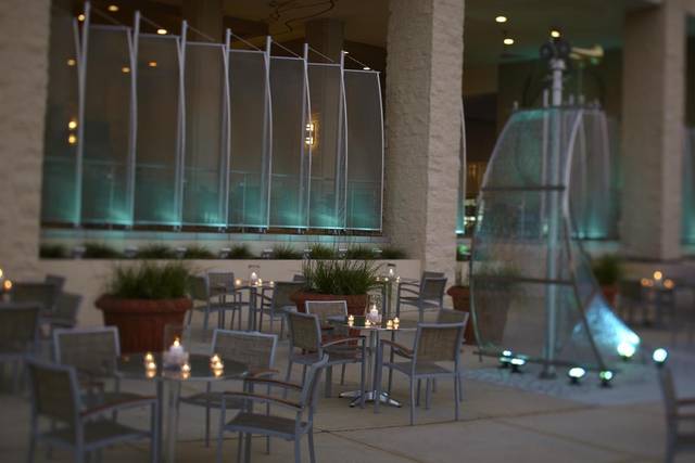 Renaissance Mobile Riverview Plaza Hotel