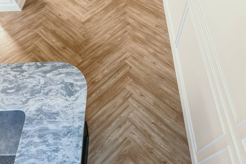 Bar Top & Herringbone Floora