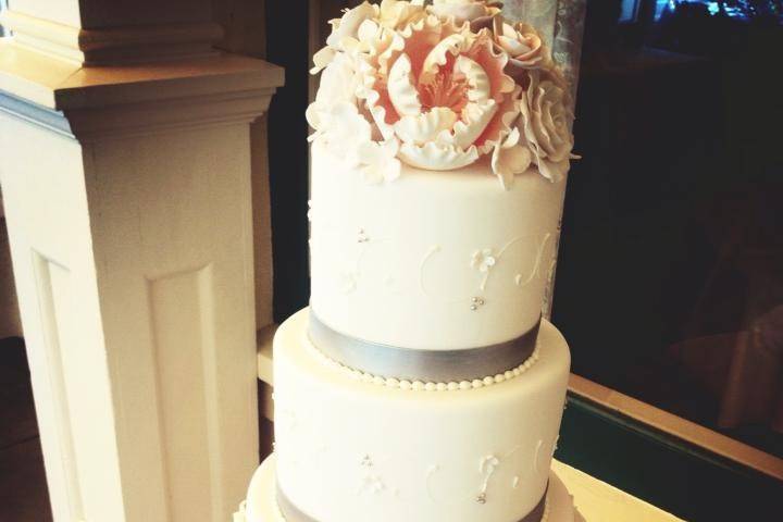 3 Layer wedding cake