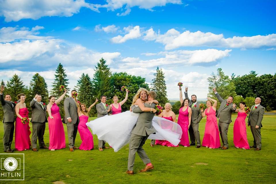 Couple with bridesmaid and groomsmen