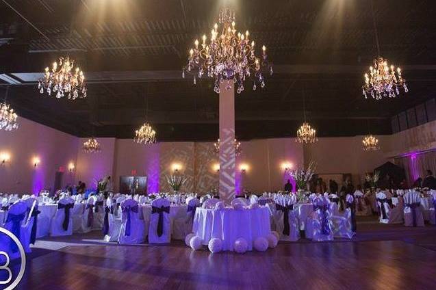 Reception table layout
