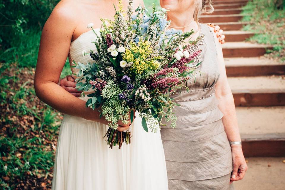 Wildflower bouquet for an outdoor Rustic wedding