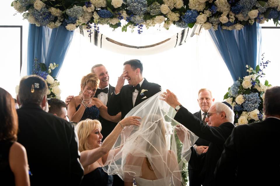 The bride seated - Pictures by Todd Photography