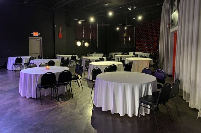 1884 Lounge