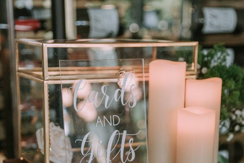 Cards & Gifts