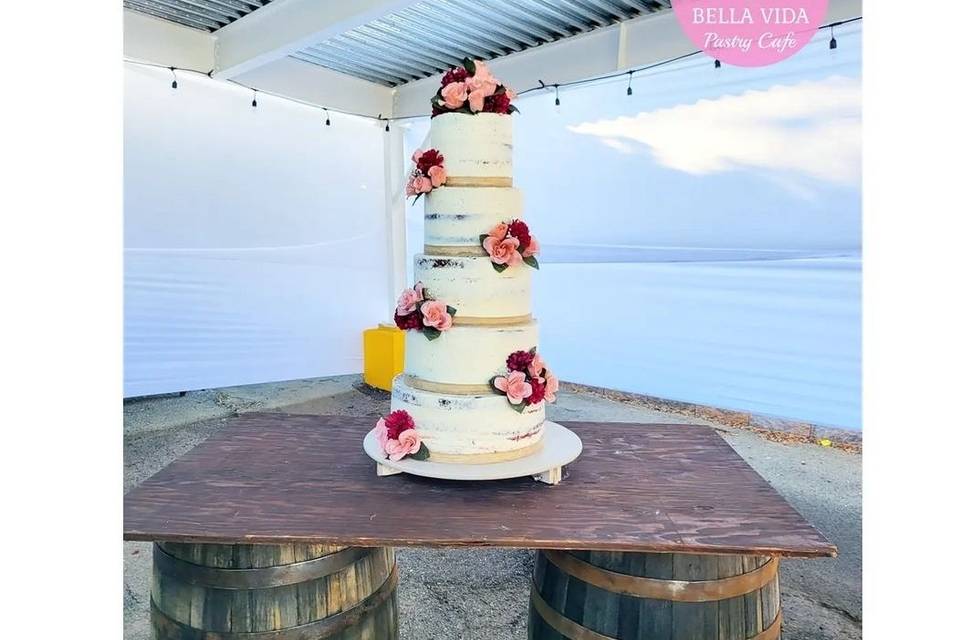 Naked wedding cake