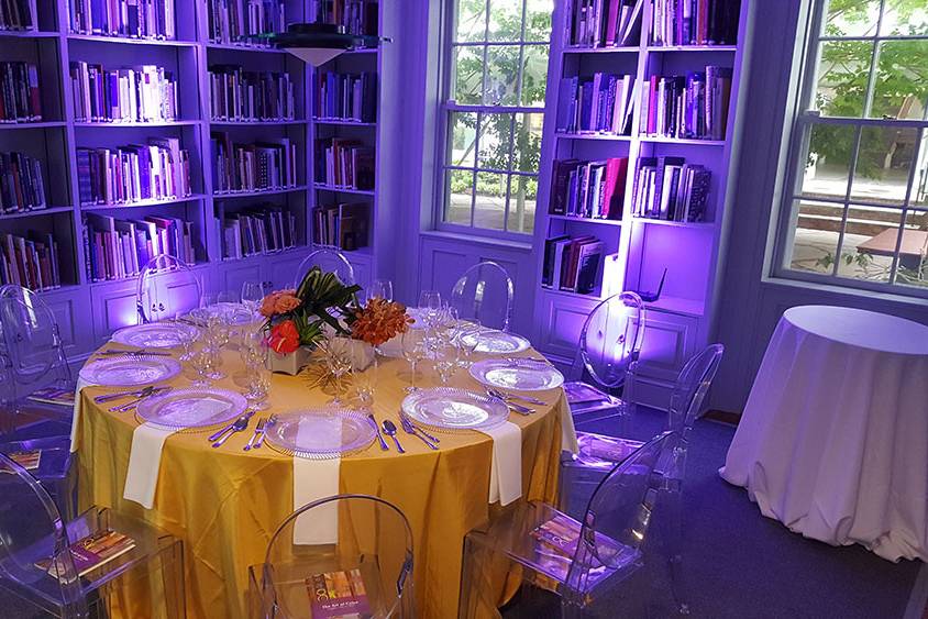 Colored Uplight for Walls