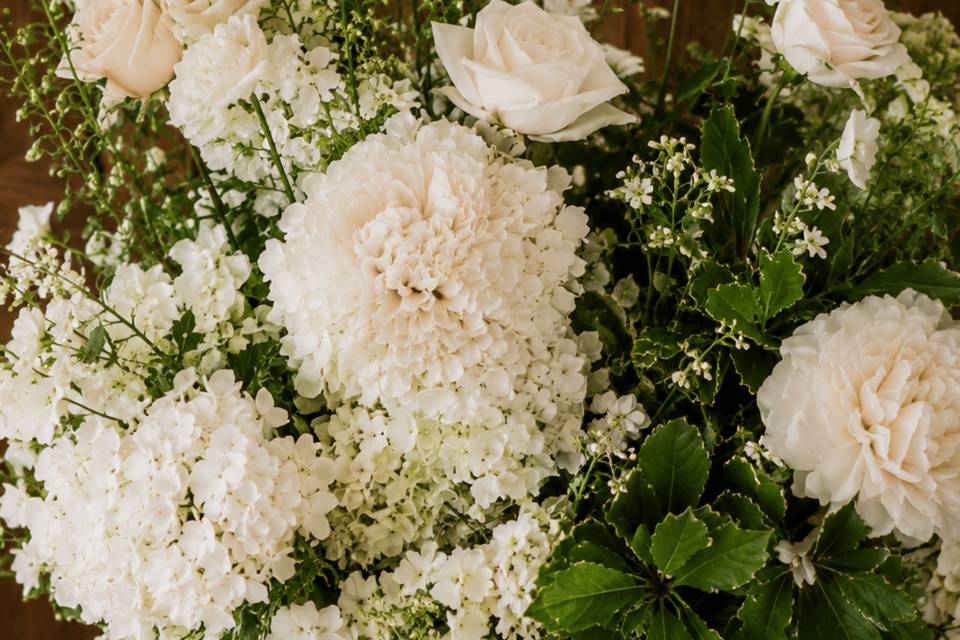 home_floral_diy_closeup.png