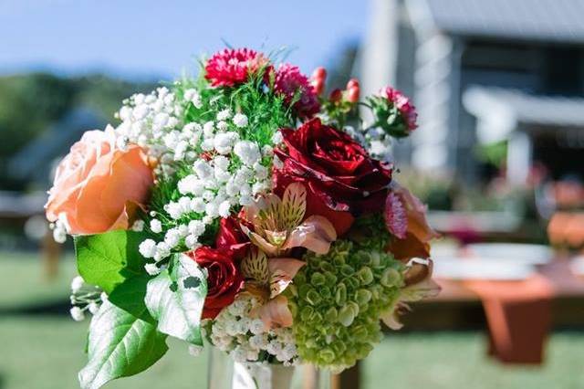 Floral centerpiece