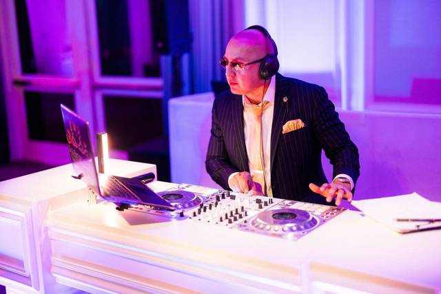 Tucson Wedding DJ service