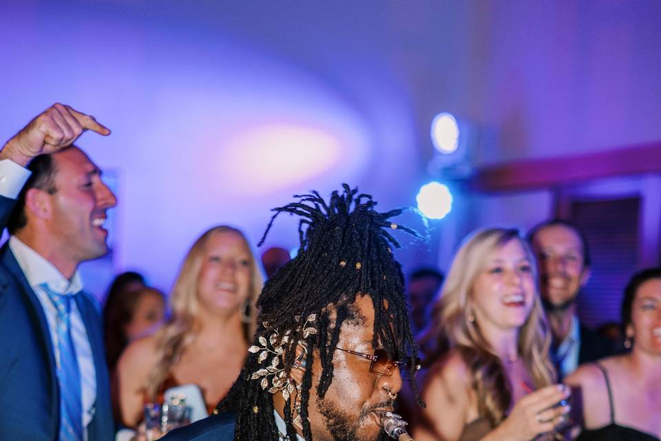 DJ Raza with SAx