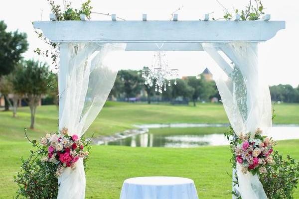 Wedding altar - Thirteenth Moon Photography LLC