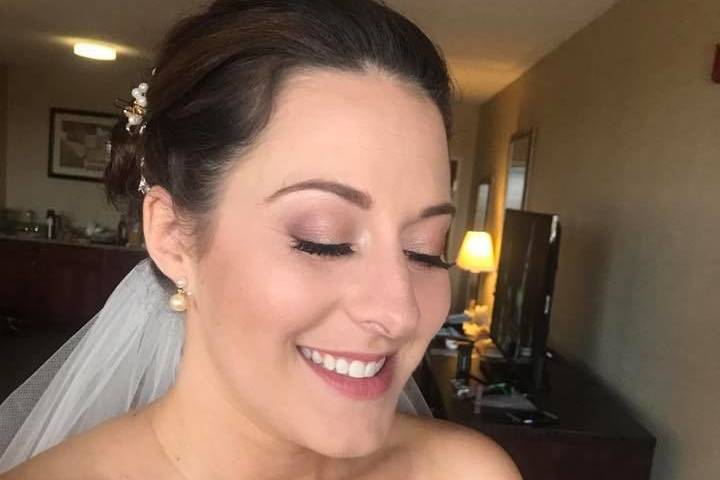 Bridal hair and makeup by Kim