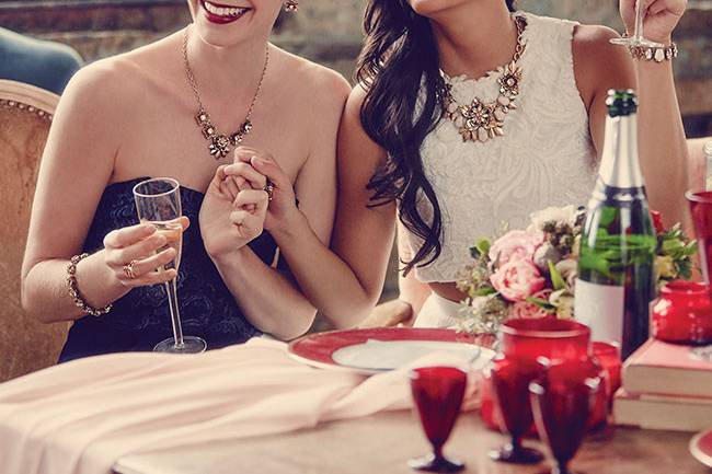Say thank you! Charm your bridesmaids and give the gift of charms or birthstones that they will love and, with our lifetime warranty, will last a life time.
Get the look!
jessicafrancis.chloeandisabel.com