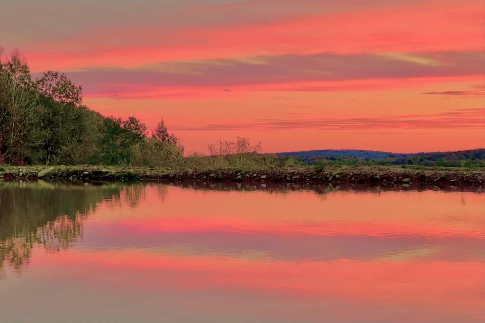 Sunset on the pond