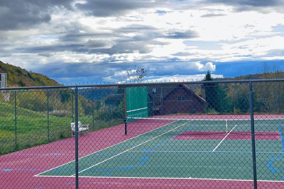 Tennis court and mountains