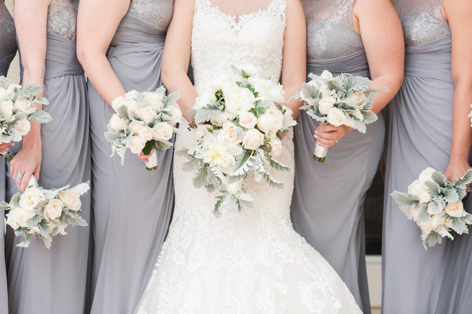 Bridesmaids bouquets