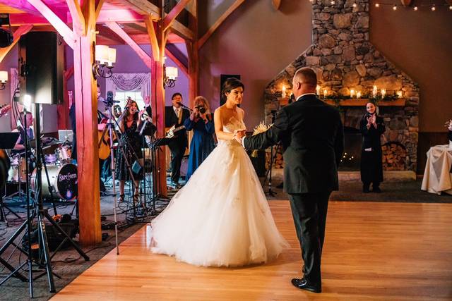 The 10 Best Wedding Bands in New Hampshire - WeddingWire