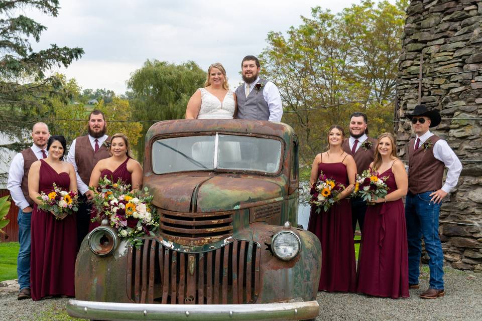 Rustic Truck wedding party