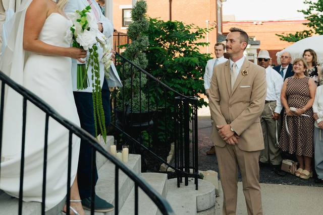 Outdoor ceremony