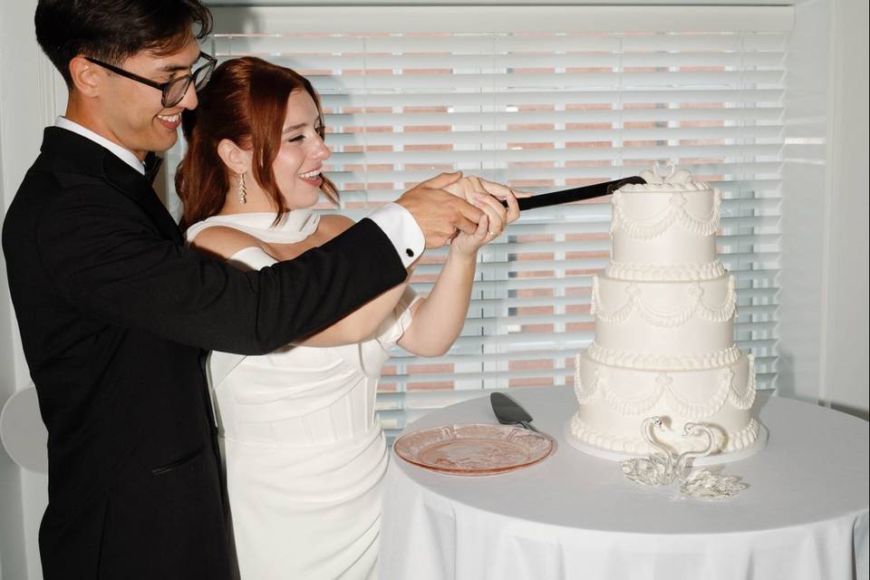 Cake cutting