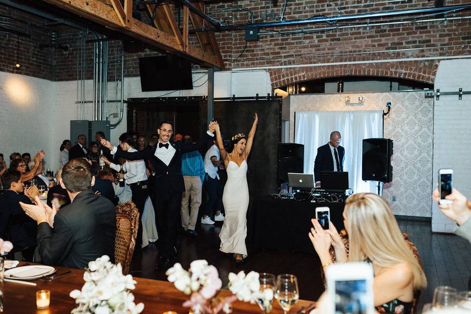 Bride and groom arrival.