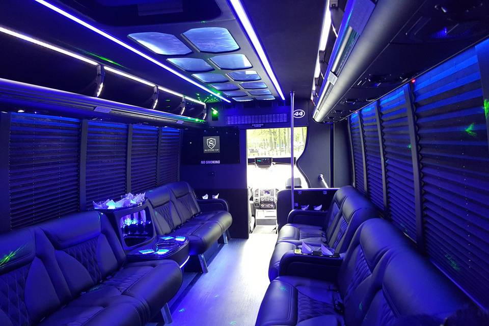 Santos VIP Limousine