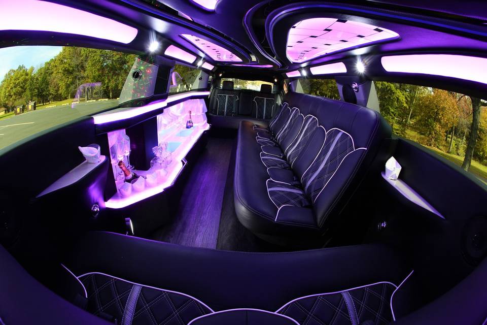 10 passenger Lincoln MKS Stretch Limousine - Interior - Santos VIP Limousine of New Jersey