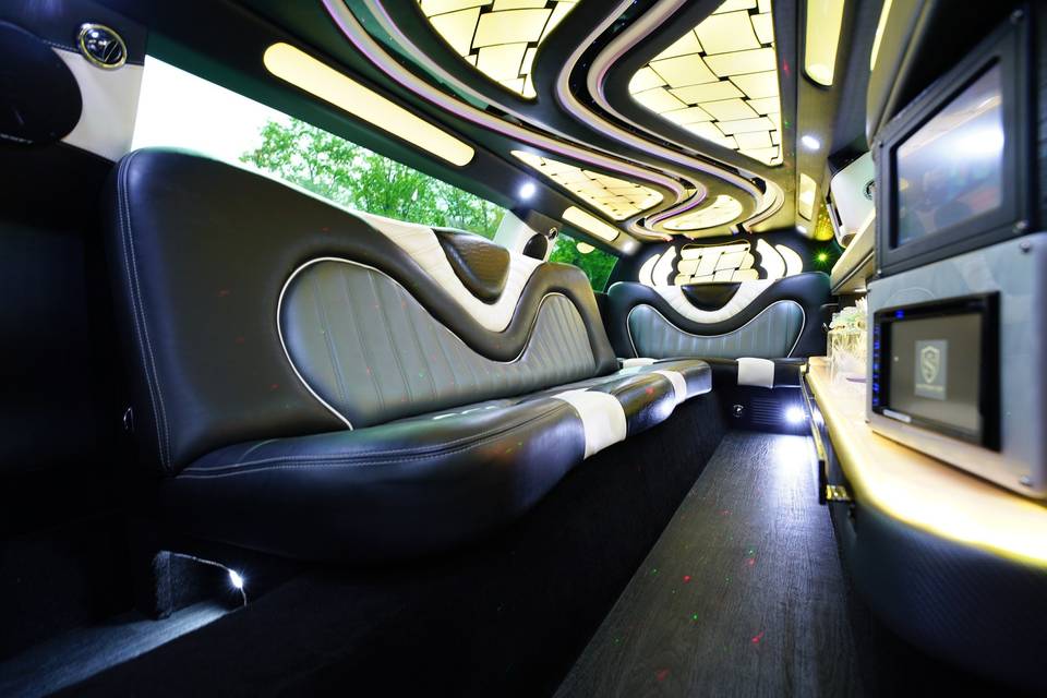 Santos VIP Limousine