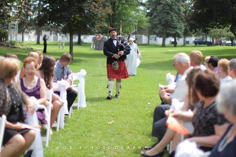 Outdoor ceremony. Leading in the processional.