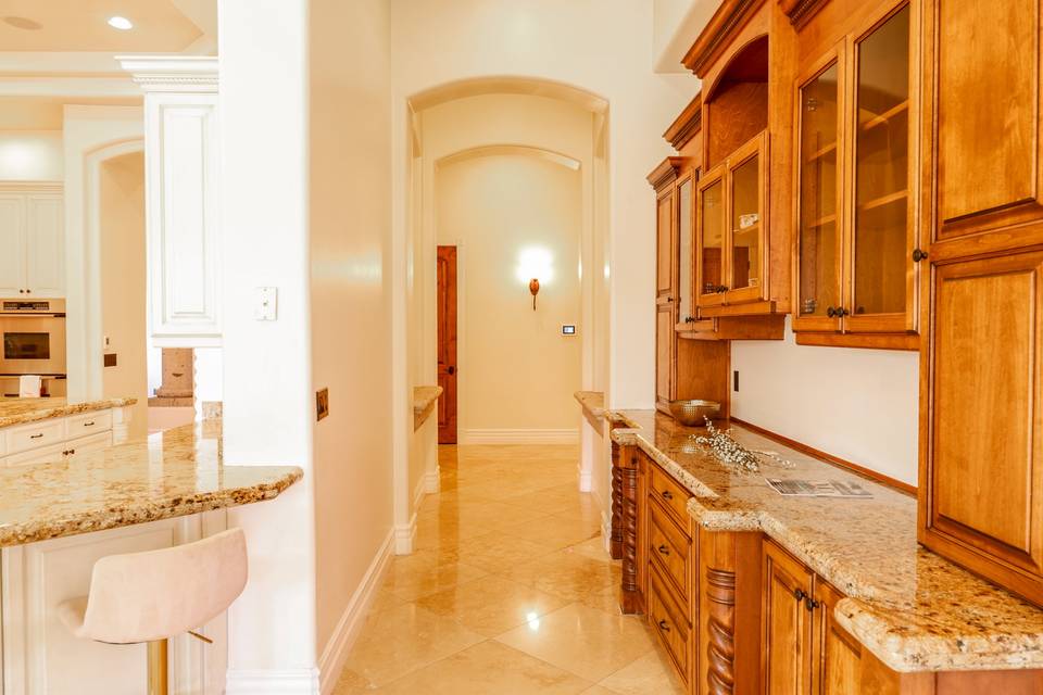 Kitchen hall