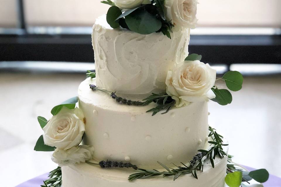 LaLa Custom Cake - Wedding Cake - Lakewood, OH - WeddingWire