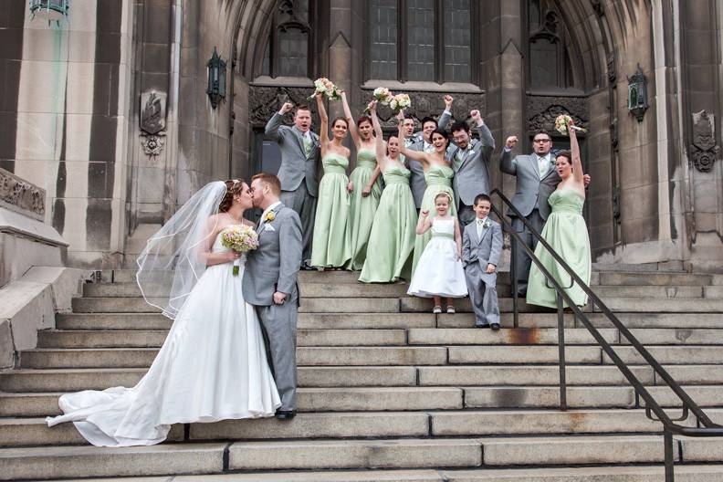 Bridal party on the front steps of the Masonic Temple in Detroit.