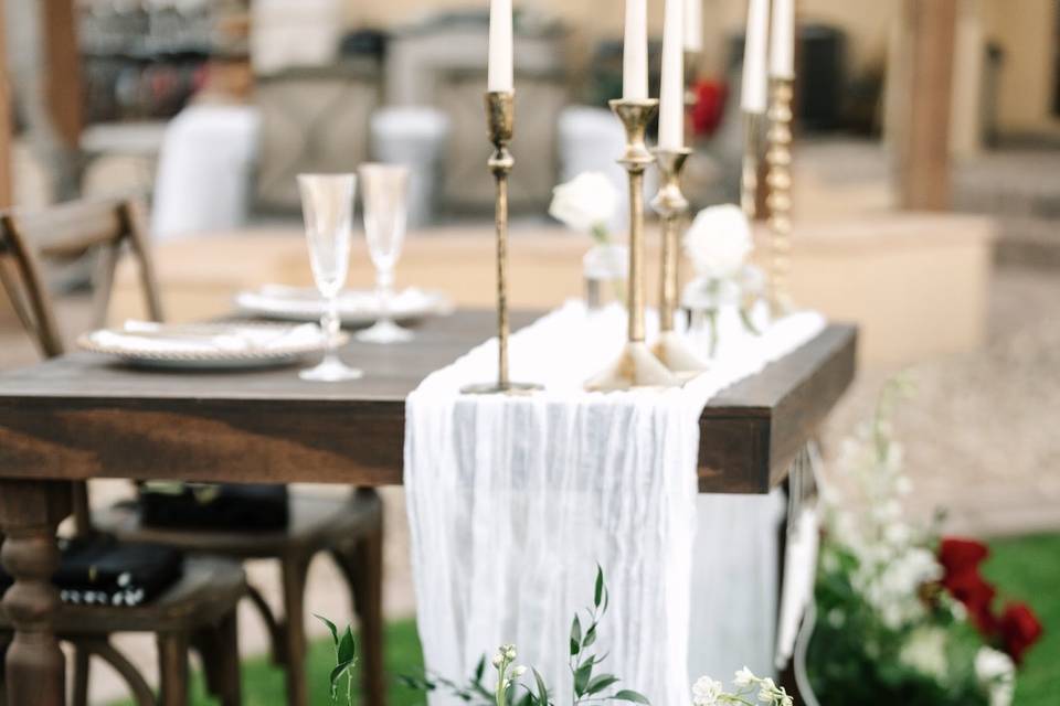 Sweetheart table