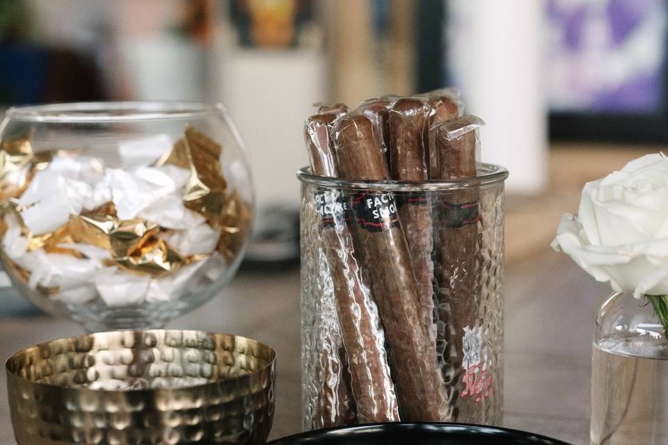 Cigar bar